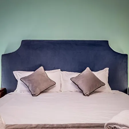 Yid Elegant With Garage דירה