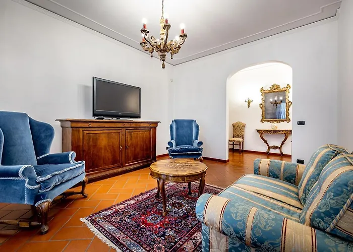 Yid Elegant With Garage * Firenze