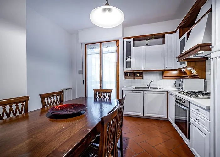 Lejlighed Yid Elegant With Garage Firenze